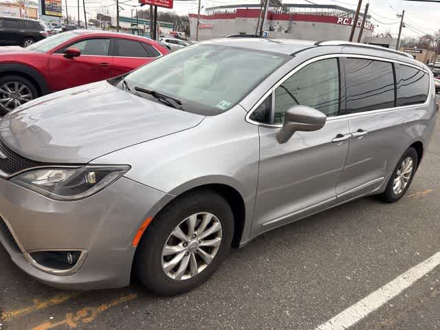 2019 Chrysler Pacifica Touring L -
                  Union, NJ