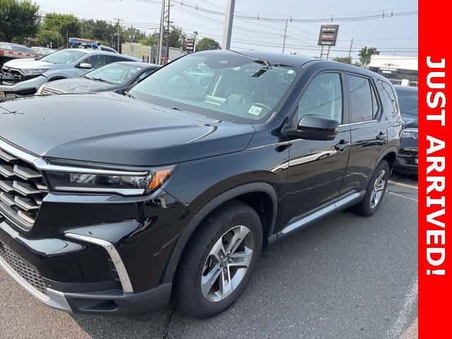 Thumbnail: 2023 Honda Pilot - 1