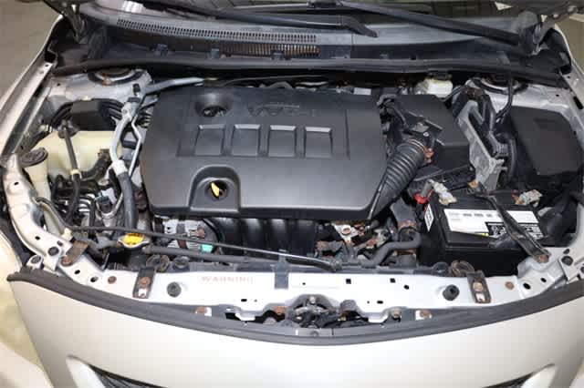 Thumbnail: 2010 Toyota Corolla - 33