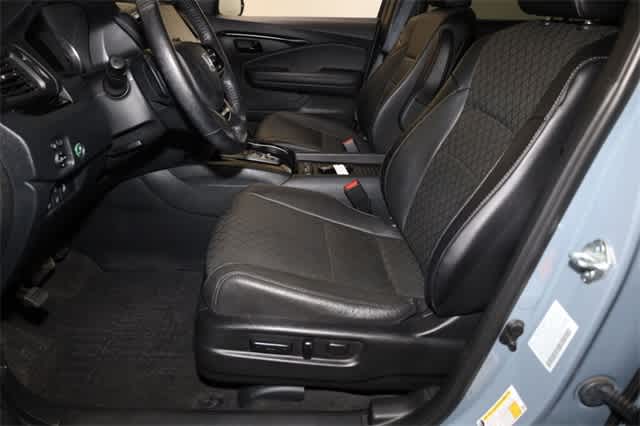 Thumbnail: 2023 Honda Passport - 15