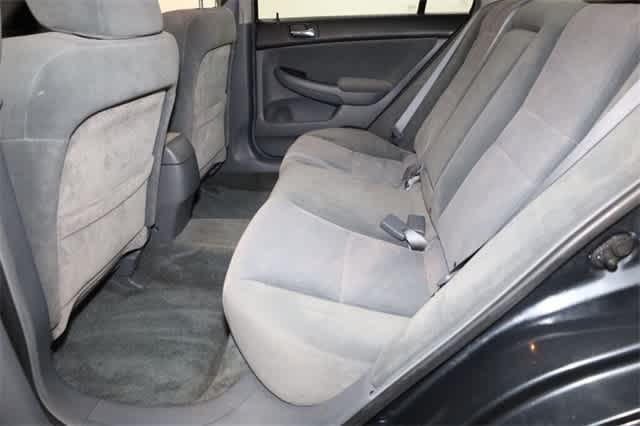 Thumbnail: 2005 Honda Accord - 21