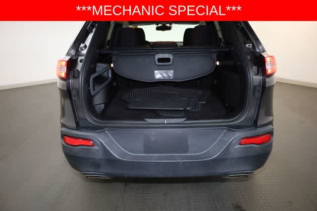 Thumbnail: 2015 Jeep Cherokee - 33