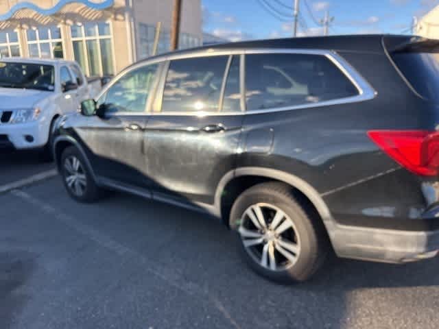 Thumbnail: 2016 Honda Pilot - 7