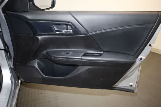 Thumbnail: 2013 Honda Accord - 29