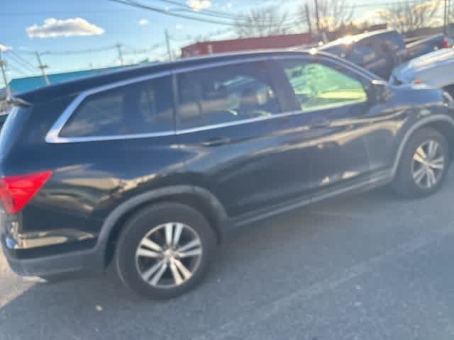Thumbnail: 2016 Honda Pilot - 18