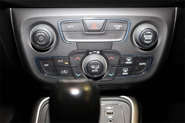 Thumbnail: 2019 Jeep Compass - 29