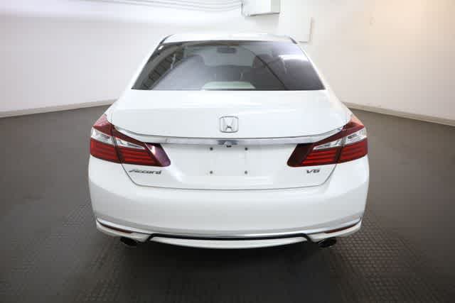 Thumbnail: 2016 Honda Accord - 6