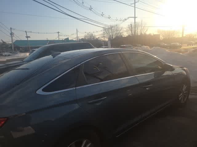 Thumbnail: 2015 Hyundai Sonata - 10