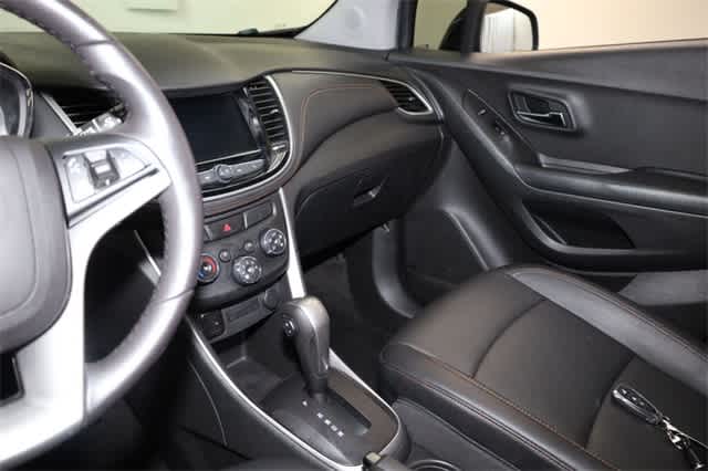 Thumbnail: 2022 Chevrolet Trax - 23