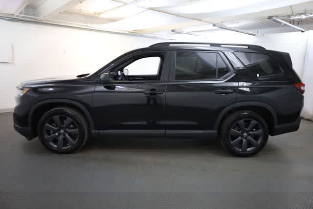 Thumbnail: 2023 Honda Pilot - 3