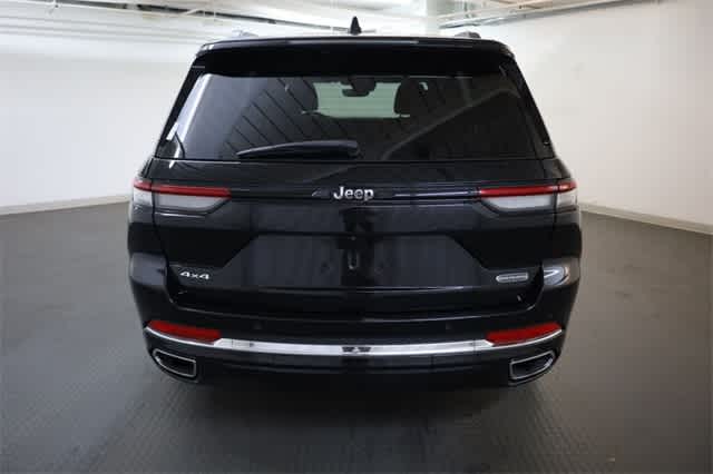 2022 Jeep Grand Cherokee Overland 6