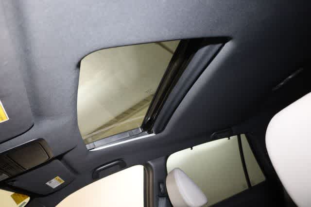 Thumbnail: 2019 Honda Passport - 21