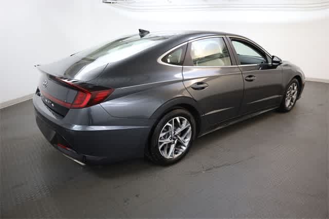Thumbnail: 2021 Hyundai Sonata - 9