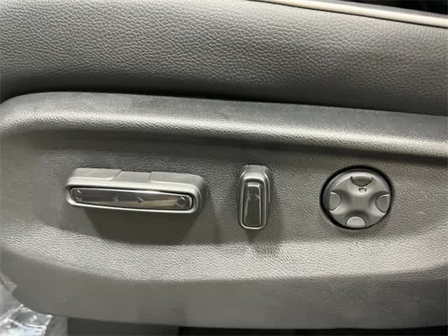 Thumbnail: 2026 Honda Odyssey - 13