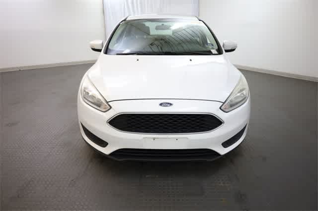 Thumbnail: 2015 Ford Focus - 12