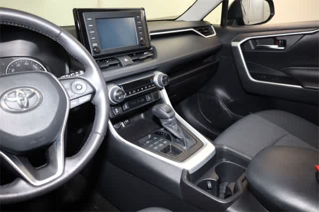 Thumbnail: 2019 Toyota RAV4 - 42