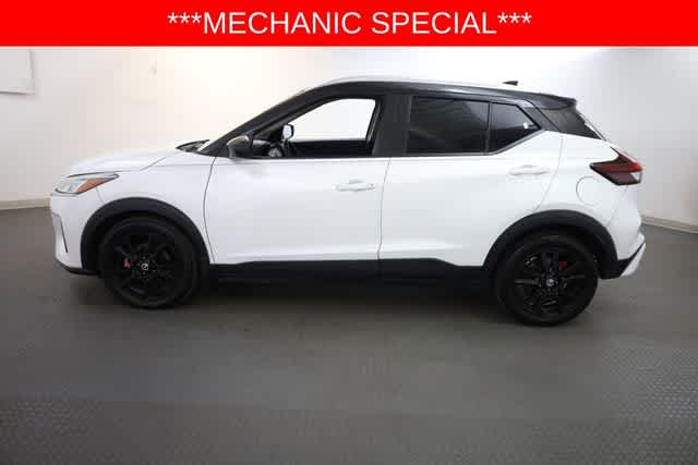 Thumbnail: 2021 Nissan Kicks - 3