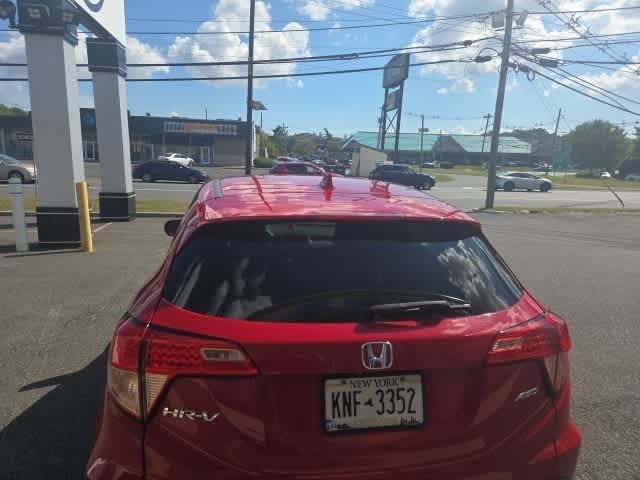 Thumbnail: 2018 Honda HR-V - 9