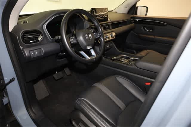 2023 Honda Pilot Touring 14
