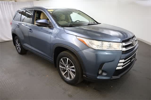 Thumbnail: 2018 Toyota Highlander - 10