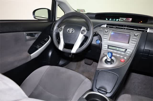 Thumbnail: 2013 Toyota Prius - 16
