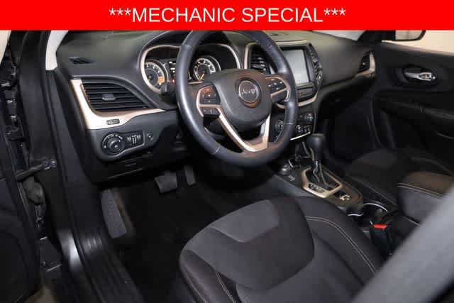 Thumbnail: 2015 Jeep Cherokee - 14