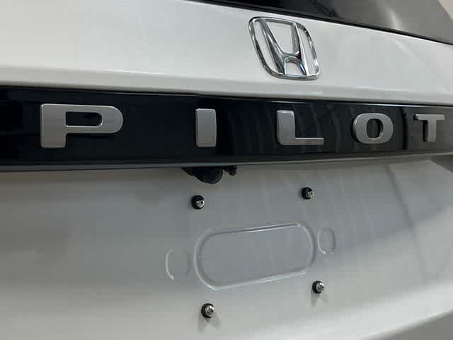 Thumbnail: 2026 Honda Pilot - 7