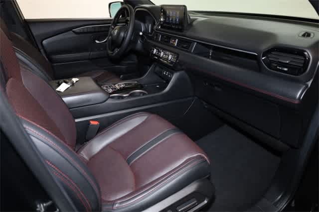 Thumbnail: 2025 Honda Pilot - 19