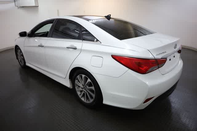 Thumbnail: 2014 Hyundai Sonata - 4