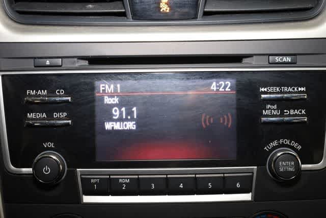 Thumbnail: 2017 Nissan Altima - 26