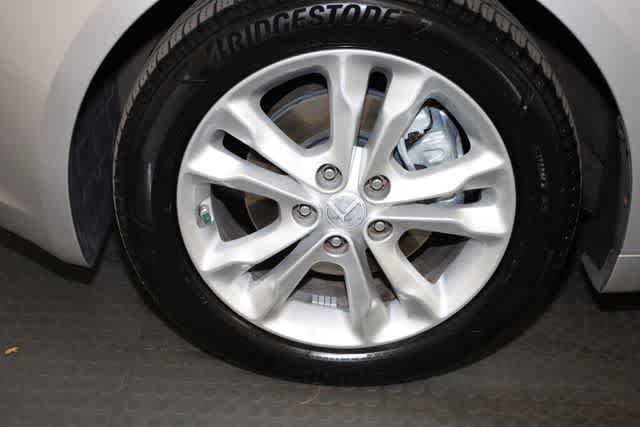 Thumbnail: 2012 Kia Optima - 34