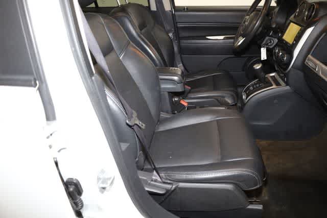 Thumbnail: 2016 Jeep Compass - 31