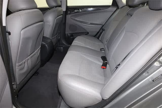 Thumbnail: 2014 Hyundai Sonata - 21