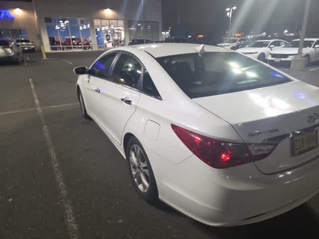 Thumbnail: 2011 Hyundai Sonata - 8