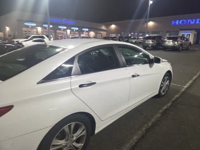 Thumbnail: 2011 Hyundai Sonata - 13