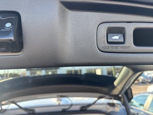 Thumbnail: 2023 Honda CR-V - 17