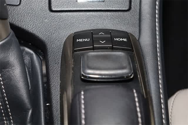 Thumbnail: 2016 Lexus ES - 36