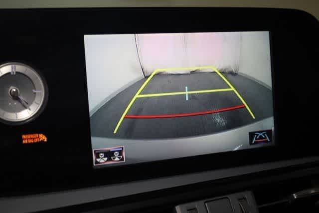 Thumbnail: 2022 Lexus ES - 24