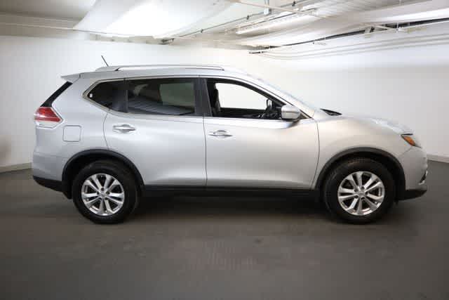 Thumbnail: 2016 Nissan Rogue - 9
