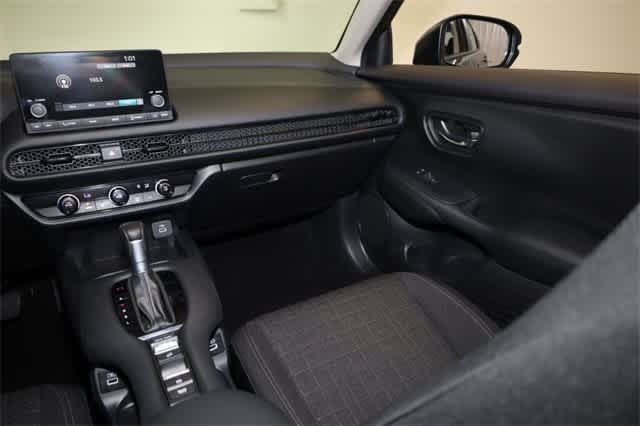 2023 Honda HR-V LX 18