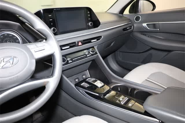Thumbnail: 2021 Hyundai Sonata - 25