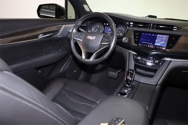 Thumbnail: 2022 Cadillac XT6 - 16