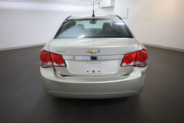 Thumbnail: 2014 Chevrolet Cruze - 6