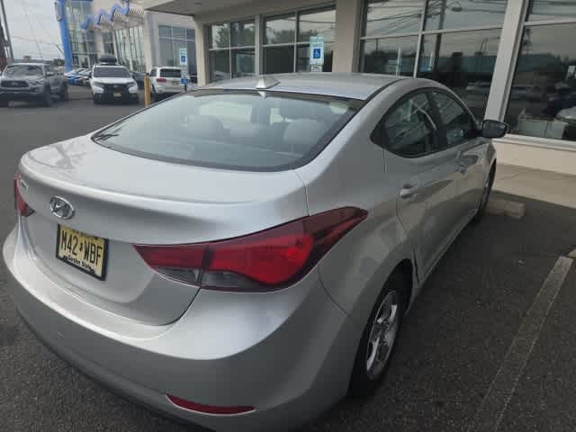 Thumbnail: 2016 Hyundai Elantra - 13