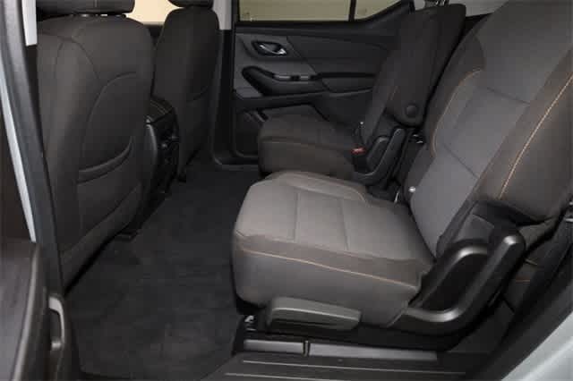 Thumbnail: 2020 Chevrolet Traverse - 21