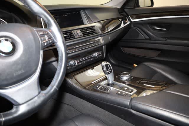Thumbnail: 2015 BMW 5 Series - 16