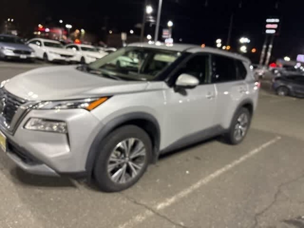 Used 2021 Nissan Rogue SV SUV