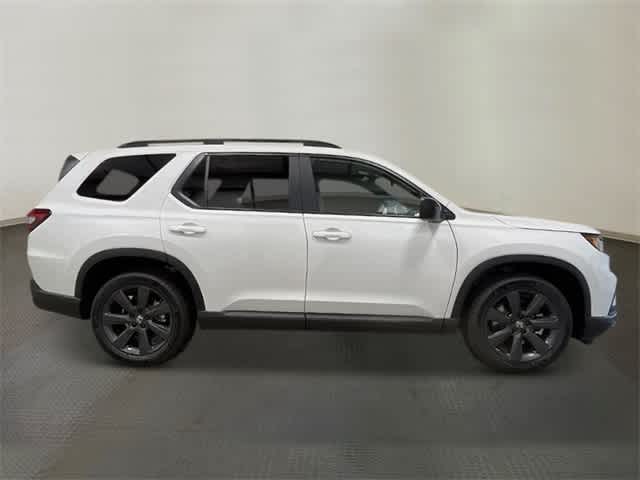 Thumbnail: 2025 Honda Pilot - 8