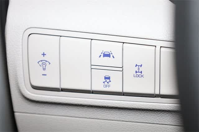 Thumbnail: 2019 Hyundai Tucson - 19