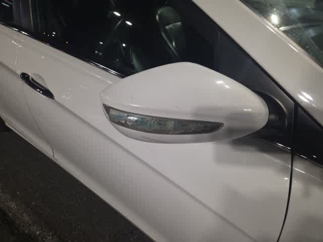 Thumbnail: 2011 Hyundai Sonata - 35